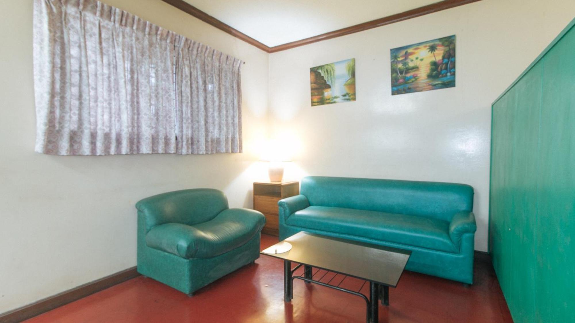 Reddoorz At Broadway Court Apartelle 케손시티 외부 사진