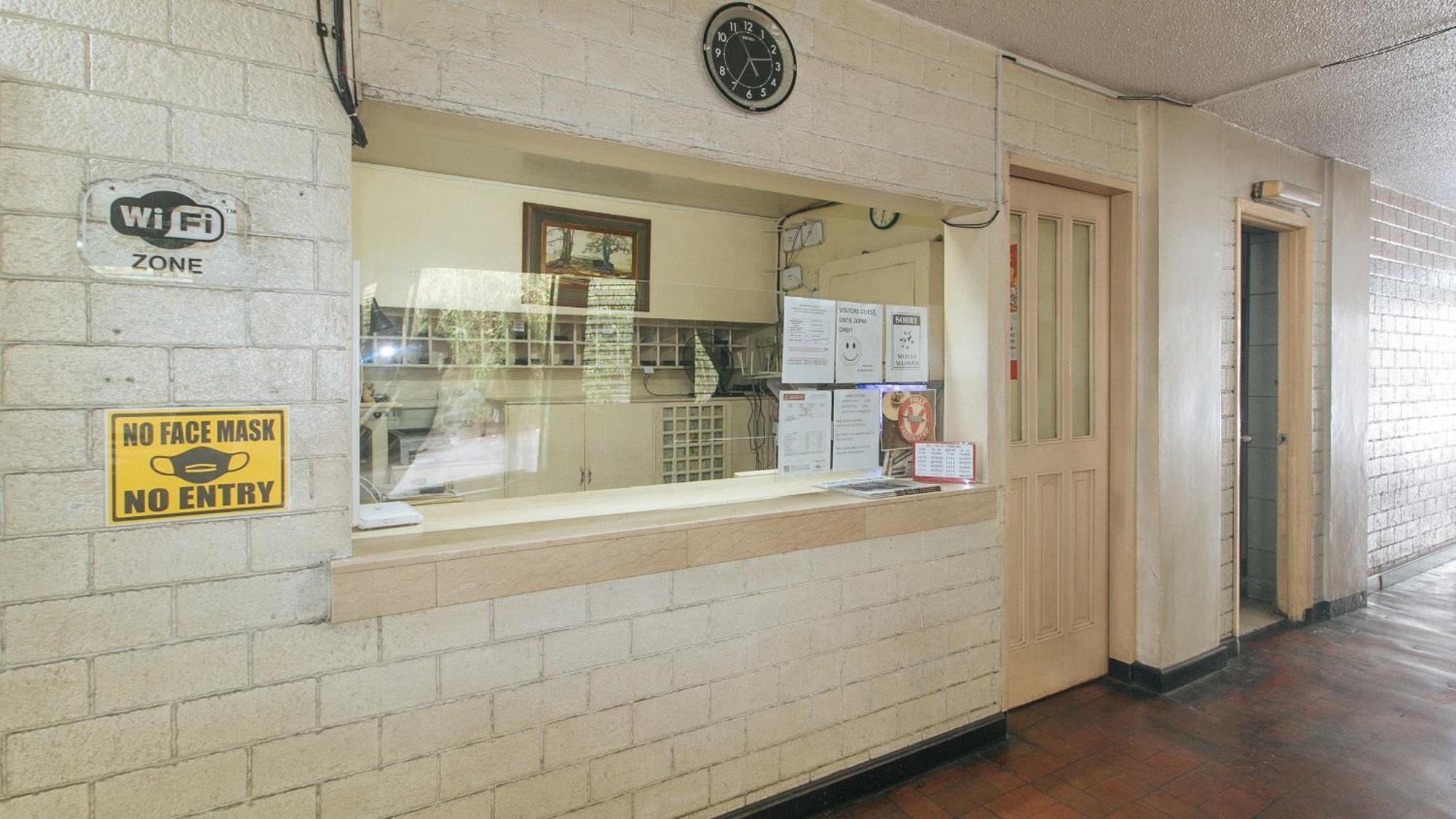 Reddoorz At Broadway Court Apartelle 케손시티 외부 사진