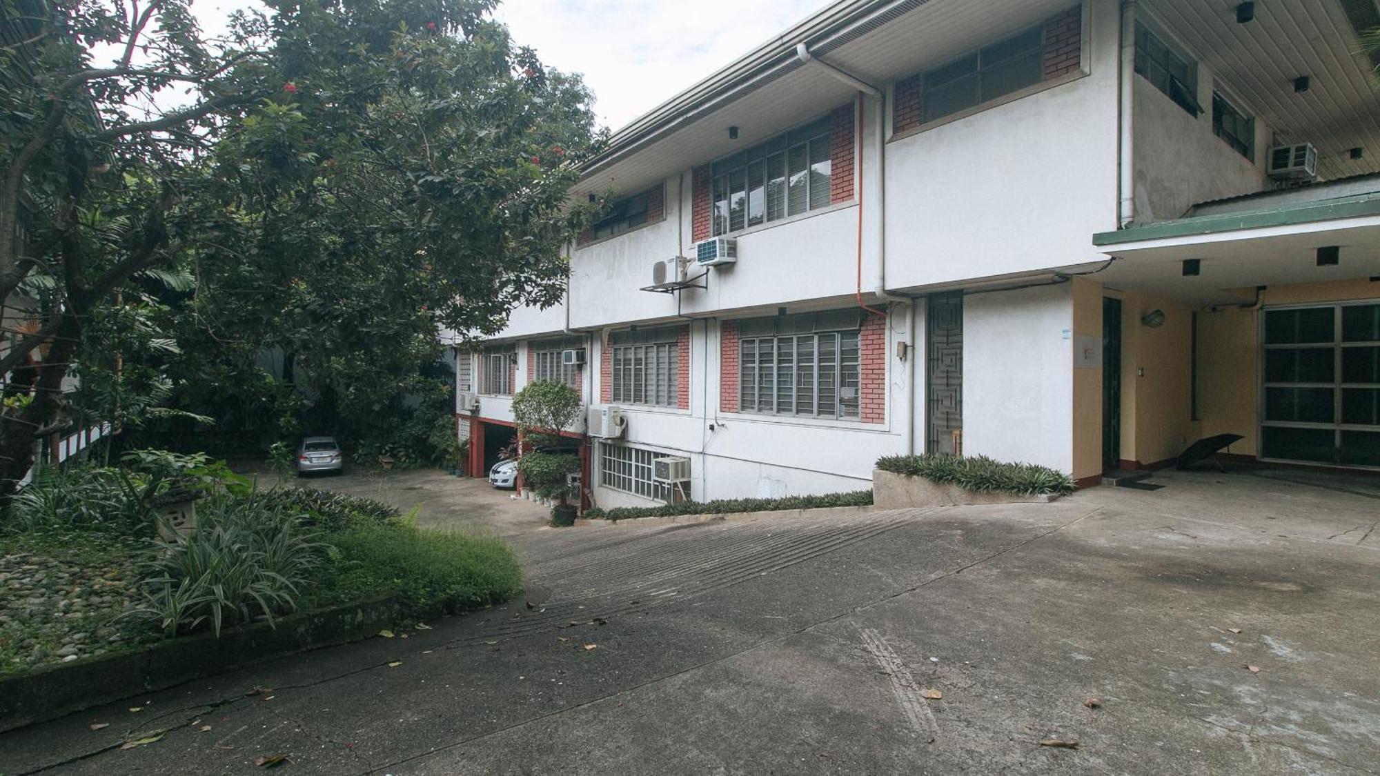 Reddoorz At Broadway Court Apartelle 케손시티 외부 사진
